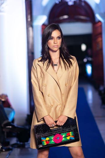 Vestido Saco BD Dorado – ISABEL FLORES